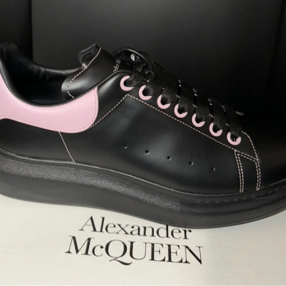 Alexander McQueen Larry’s Sz 43 (9.5) Black & Pink - Picture 4 of 9